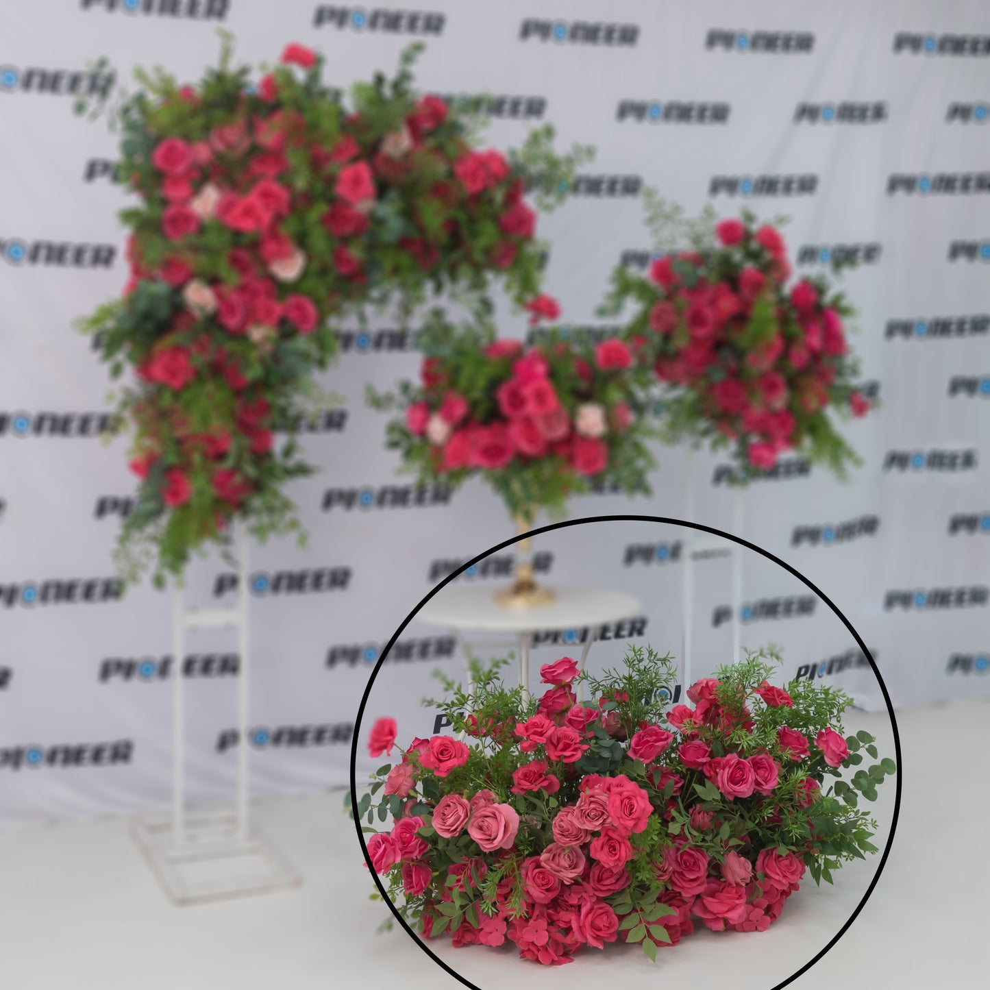 Fuchsia Rose & Garden Foliage Floral Runner