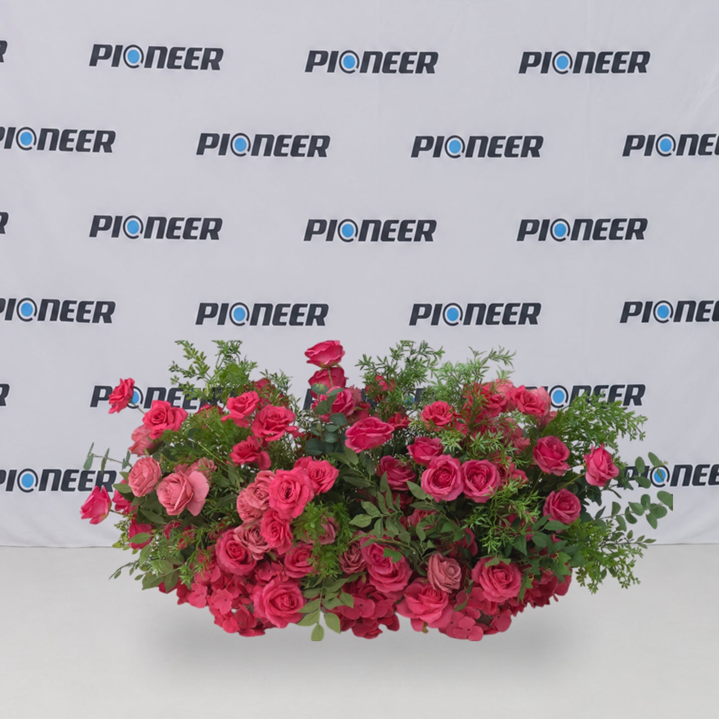 Fuchsia Rose & Garden Foliage Floral Runner